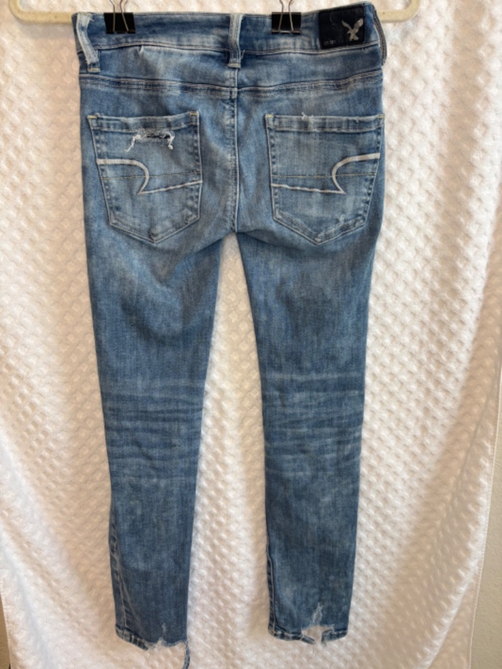 American Eagle Super Stretch Jegging Jeans | Distressed | Size 00 Regular - Picture 2 of 4